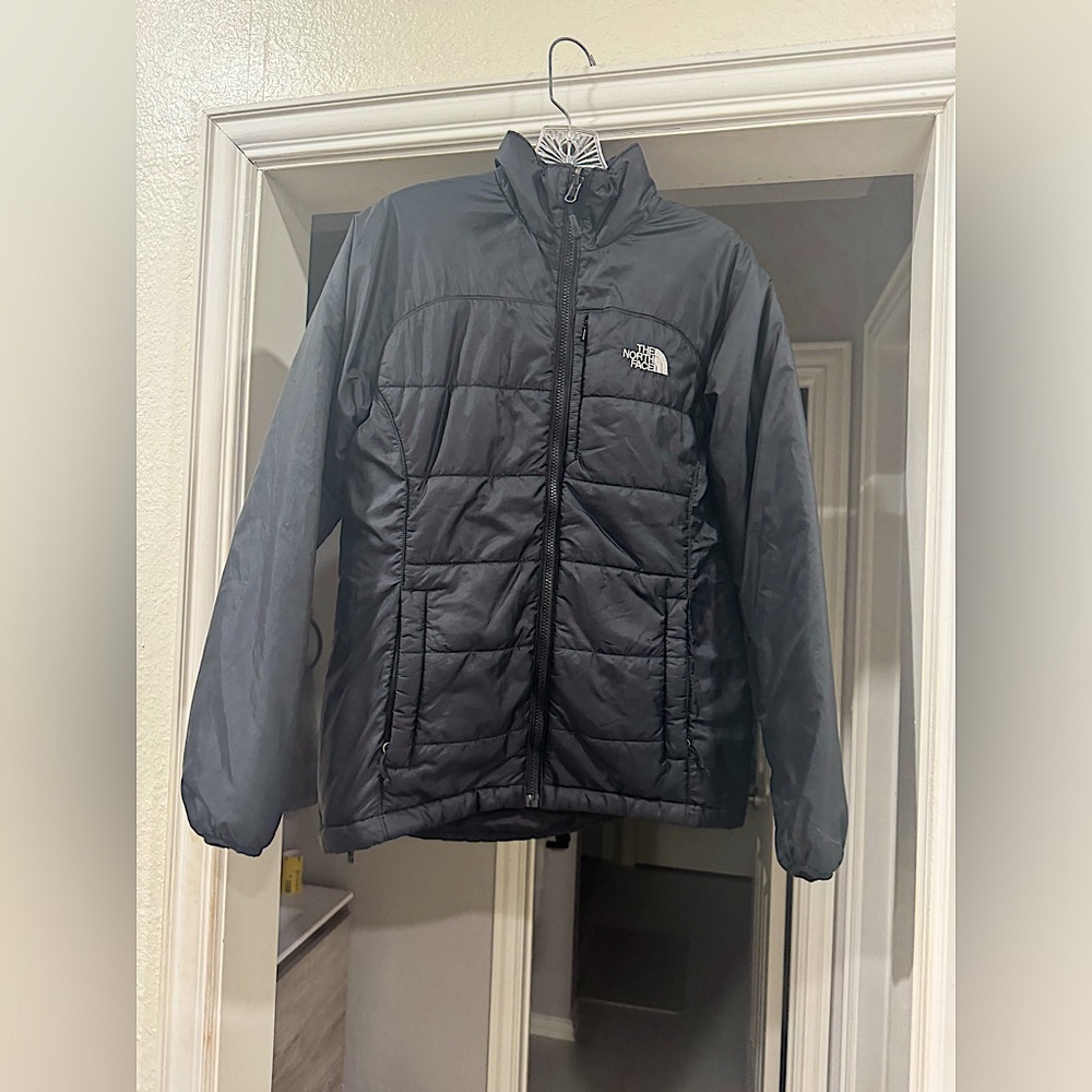 The North Face Women’s Aconcagua 3 Puffer Jacket Black (Size S) 🖤🖤🖤